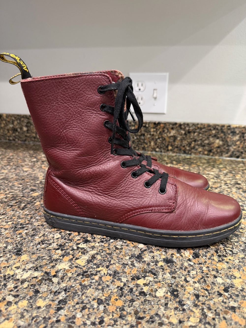 Ladies, Dr Martin, size 9 Burgundy Leather Lace-Up Combat Boots roll down